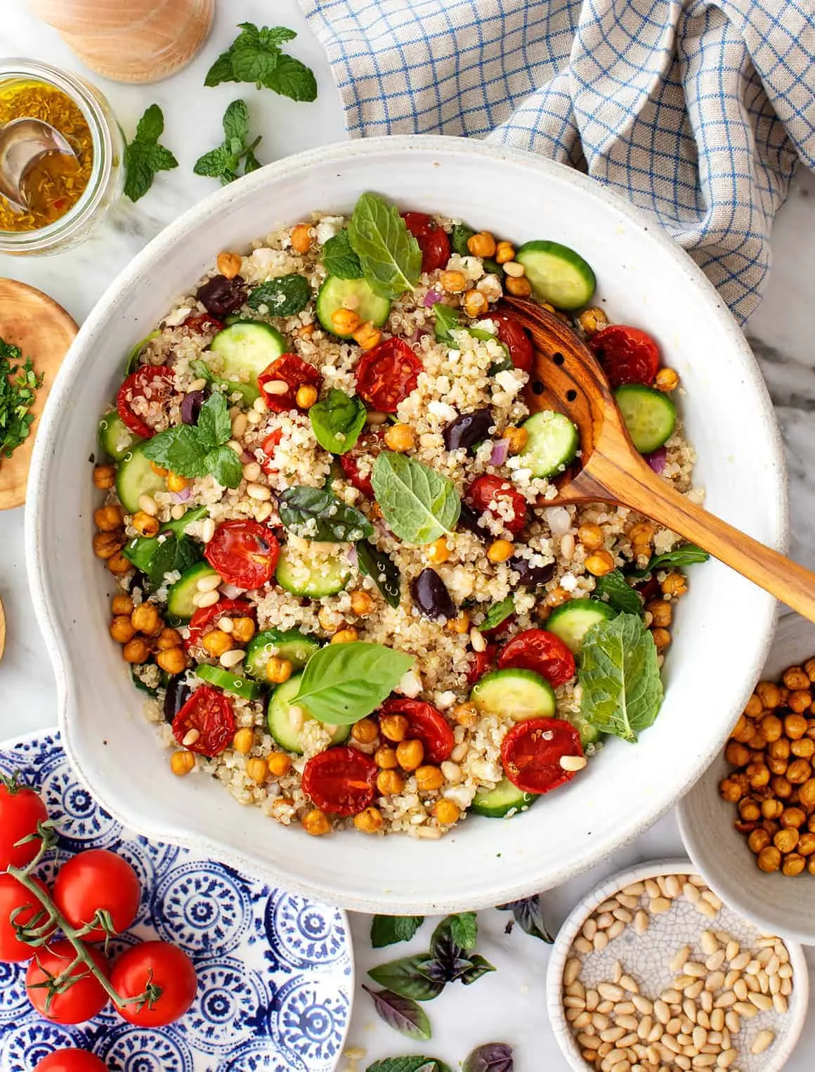 Healthy quinoa bowl